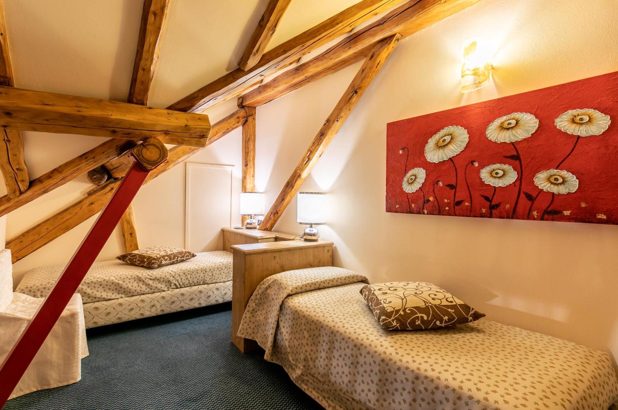 סן מרקו די קסטרוזה G. Hotel Des Alpes מראה חיצוני תמונה